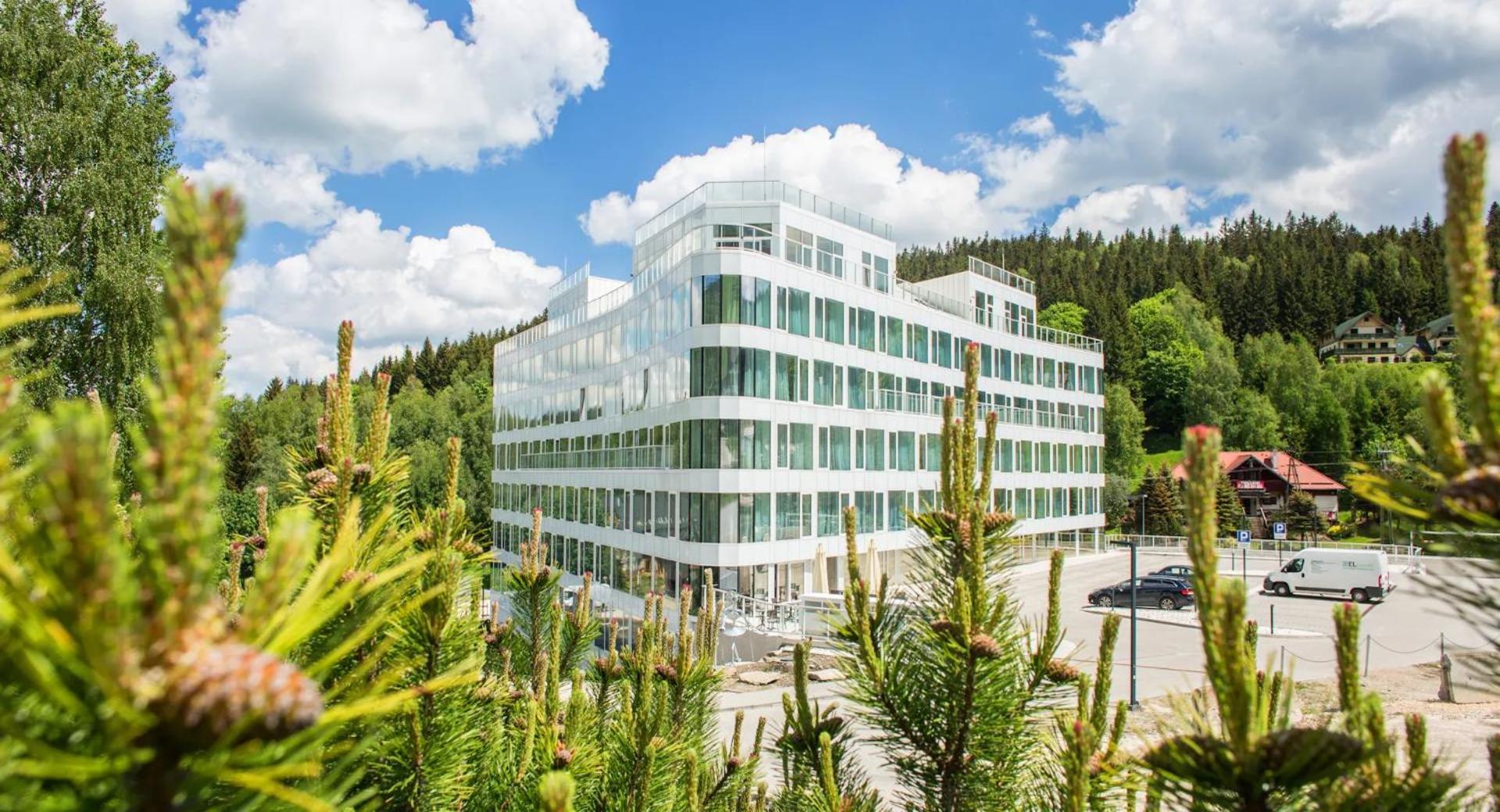 Biala Perla Czarna Gora Apartment Sienna (Klodzko)